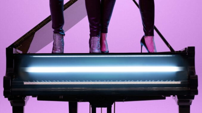 Queenz_Booklet_Poster-quer